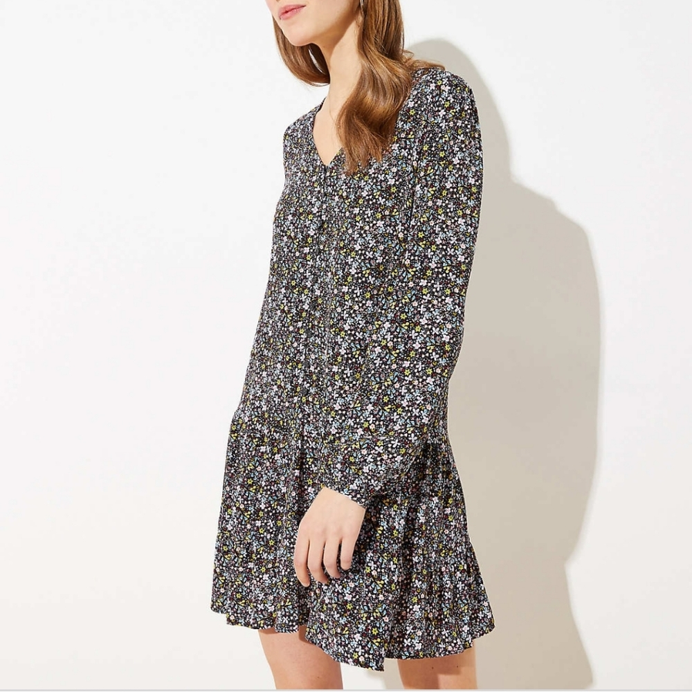 NWT Loft floral flippy dress